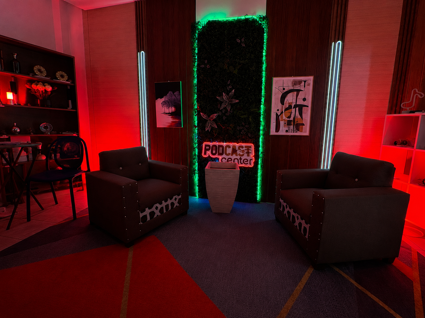 Estudio Podcast Center HN